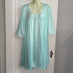Vtg 70s/80s Vandemere mint‎ green nightgown & robe set
